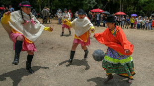 Camponesas colombianas lutam contra o esquecimento atrav&eacute;s do futebol