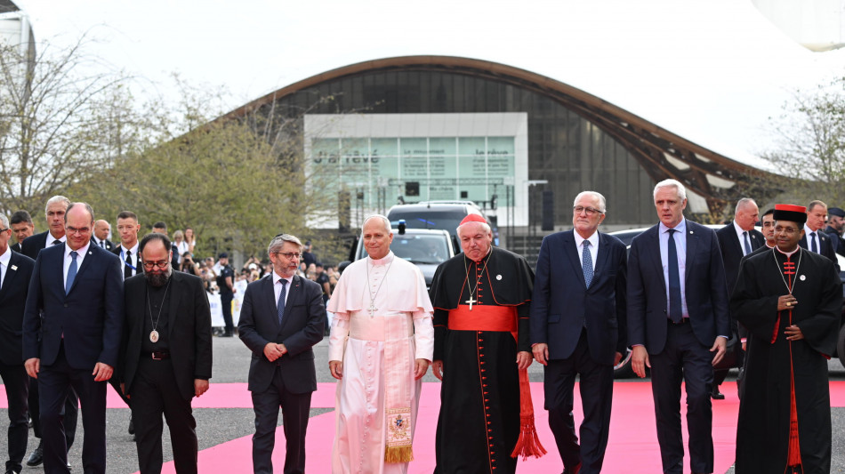 Il Papa all'Europa, 'attenti all'illusione del riarmo'