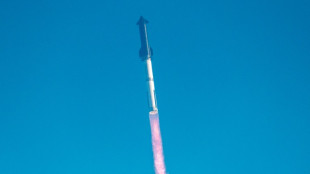 Neunter Testflug missglückt: SpaceX-Rieserakete explodiert über Indischem Ozean