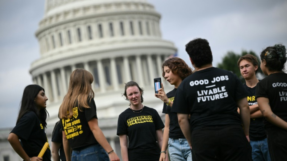 Junge Klimaaktivisten besetzen Büro von US-Republikaner McCarthy