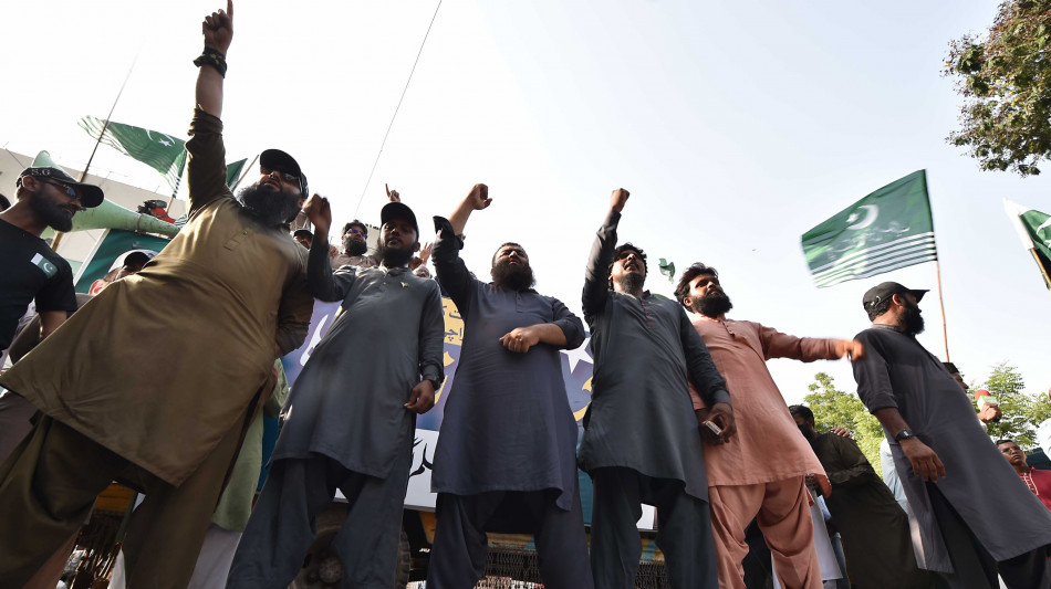 Cremlino, India e Pakistan mostrino moderazione e negozino