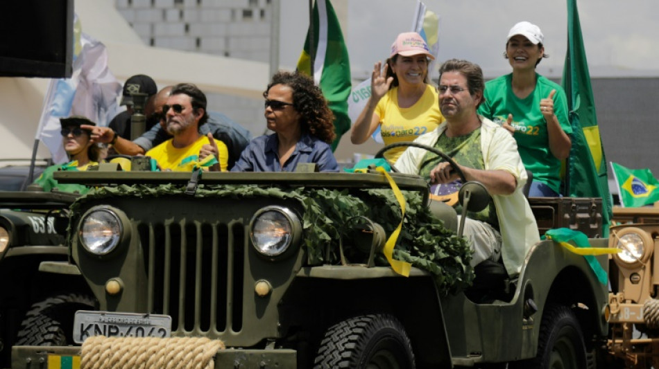Br&eacute;sil: fin de campagne en rassemblements pour Bolsonaro et Lula 