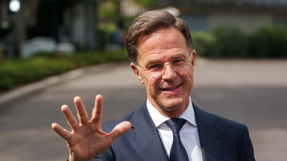 Nato, obiettivo al 5% del Pil, ma con due livelli di spesa