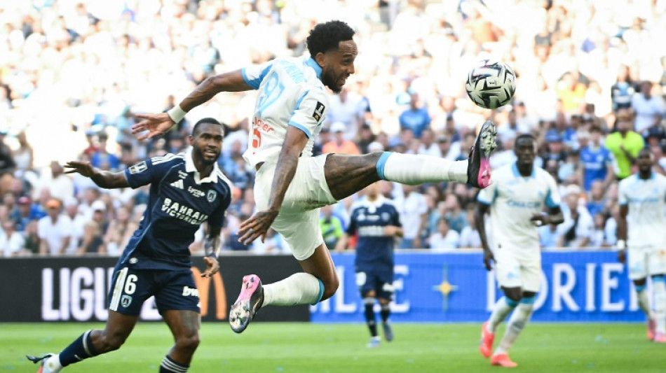 Ligue 1: l'OM se fait du bien, départ idéal pour Lyon
