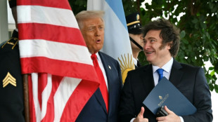 Trump adverte que ajuda à Argentina está vinculada a resultado eleitoral