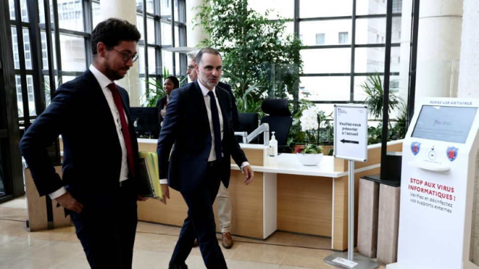 Droits de douane: "pas de tabou &agrave; avoir" sur les services am&eacute;ricains, r&eacute;p&egrave;te le gouvernement