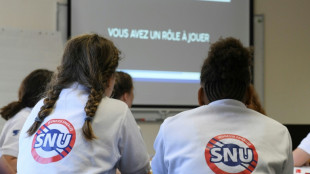 Budget: l'Assembl&eacute;e et le S&eacute;nat votent en commission pour supprimer le service national universel