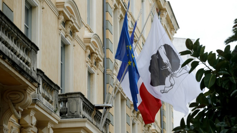 Franz&ouml;sische Insel Korsika kommt Autonomie-Status einen Schritt n&auml;her