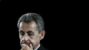 "Ist doch normal": Macron traf Ex-Präsident Sarkozy vor dessen Haft 