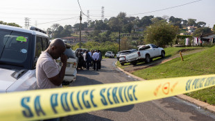 Sparatoria in Sudafrica in un locale vicino Citt&agrave; del Capo, 10 morti e 11 feriti