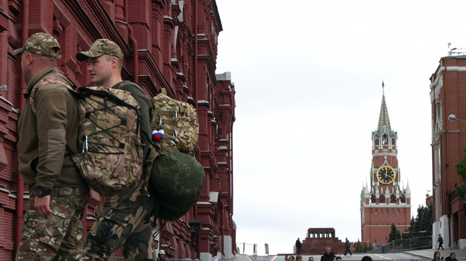 Mosca, 'pericoloso levare i limiti di gittata alle armi a Kiev'