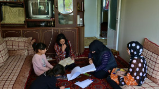 "Notre libert&eacute; nous manque": les lamentations des Afghanes priv&eacute;es d'&eacute;cole 