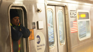 Justiça investiga morte por asfixia de passageiro no metrô de NY
