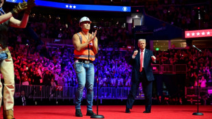 Schwulenhymne zum Amtsantritt: "Y.M.C.A." f&uuml;r Donald Trump