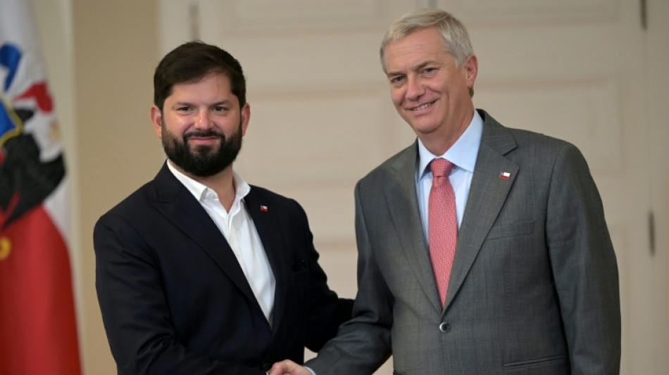 Kast promete governo de 'unidade nacional' ap&oacute;s vit&oacute;ria arrasadora no Chile 