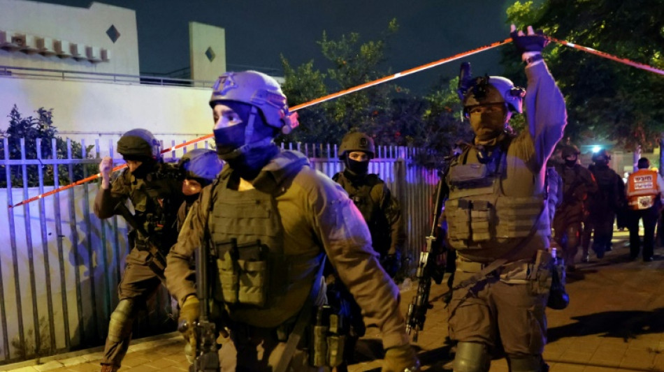 Israelische Behörden fahnden nach Angriff in Elad nach palästinensischen Verdächtigen