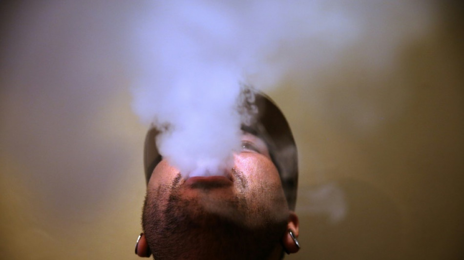Studie: Zahl junger Raucher in Corona-Zeit drastisch gestiegen