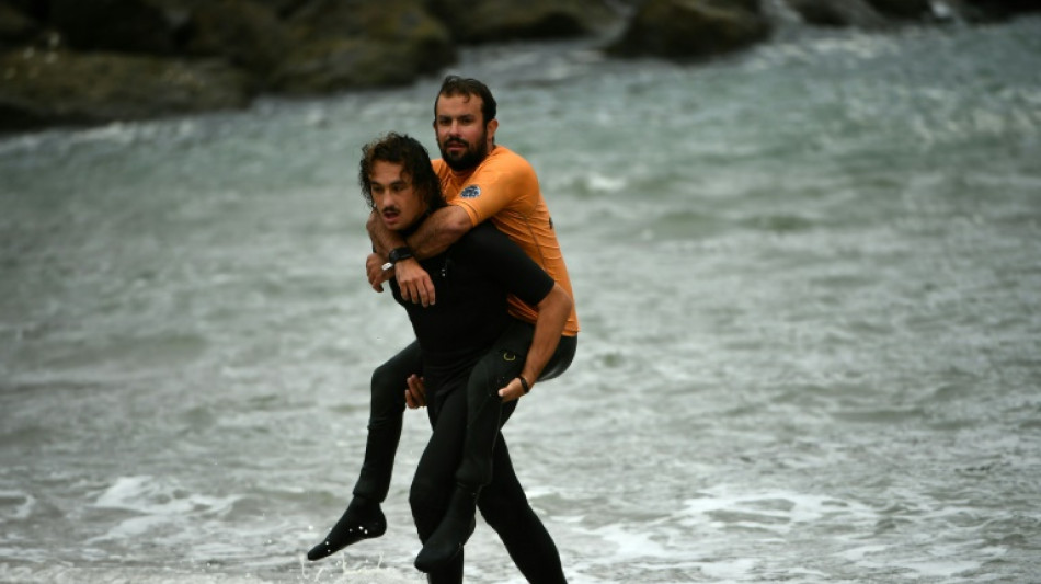 "Lui c'est les yeux, moi les jambes": Pierrot et Maxime, ins&eacute;parables du para-surf