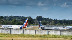 Empresas na Argentina negam combustível para voos de companhia cubana