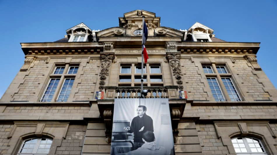 Plainte de proches de Samuel Paty pour fautes de l'Etat: enqu&ecirc;te ouverte &agrave; Paris