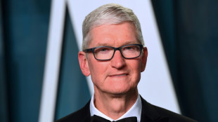 Le patron d'Apple s'&eacute;l&egrave;ve contre les tentatives de r&eacute;gulation de l'App Store