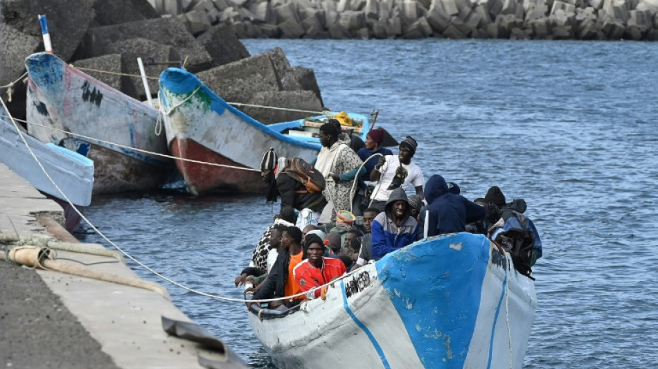 El Parlamento espa&ntilde;ol examinar&aacute; petici&oacute;n masiva para regularizar a migrantes sin papeles