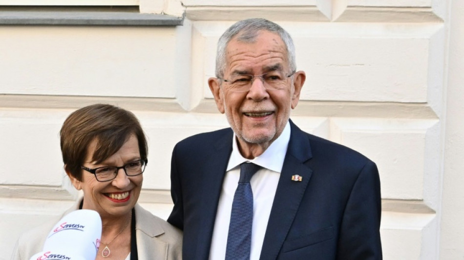 Autriche : le pr&eacute;sident &eacute;cologiste sortant r&eacute;&eacute;lu selon les premi&egrave;res projections