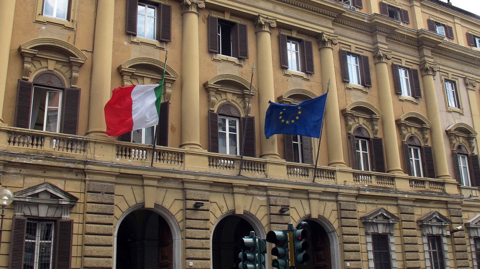 Lo spread tra Btp e Bund tedeschi chiude 82,3 punti