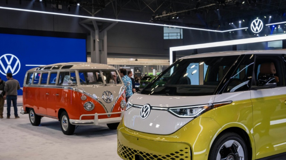 Volkswagen reanuda exportación de su minibús eléctrico hacia EEUU