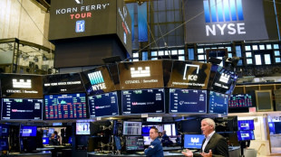 Wall Street termine en ordre dispersé, prudence avant un week-end incertain