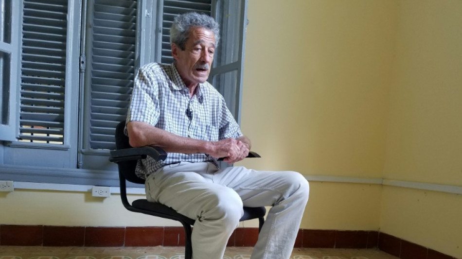Casi 200 intelectuales denuncian "represi&oacute;n" en Cuba contra una destacada acad&eacute;mica 