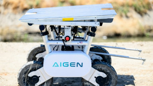 En Californie, des robots d&eacute;sherbants pour limiter l'utilisation des pesticides