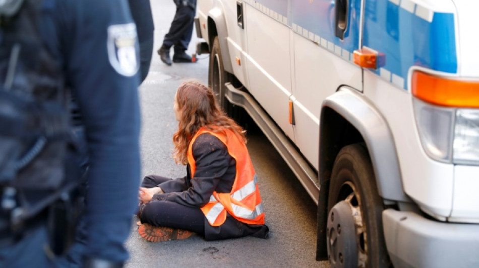 Mehr als 1300 Unterst&uuml;tzer der Letzten Generation zeigen sich selbst an