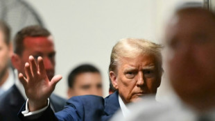 La defensa de Trump espera asestar un golpe a la credibilidad de su exabogado
