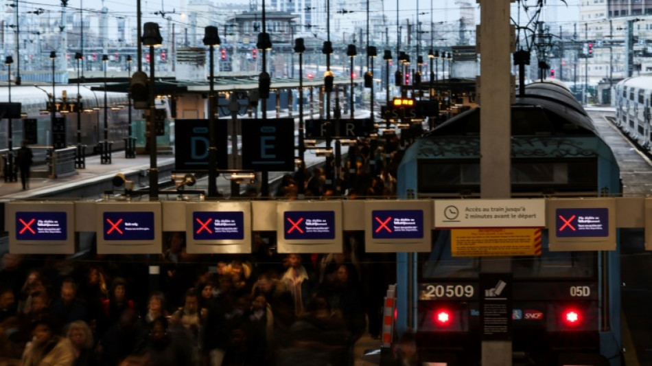 Bahnstreik in Frankreich zu den Schulferien st&ouml;rt viele Reisende 