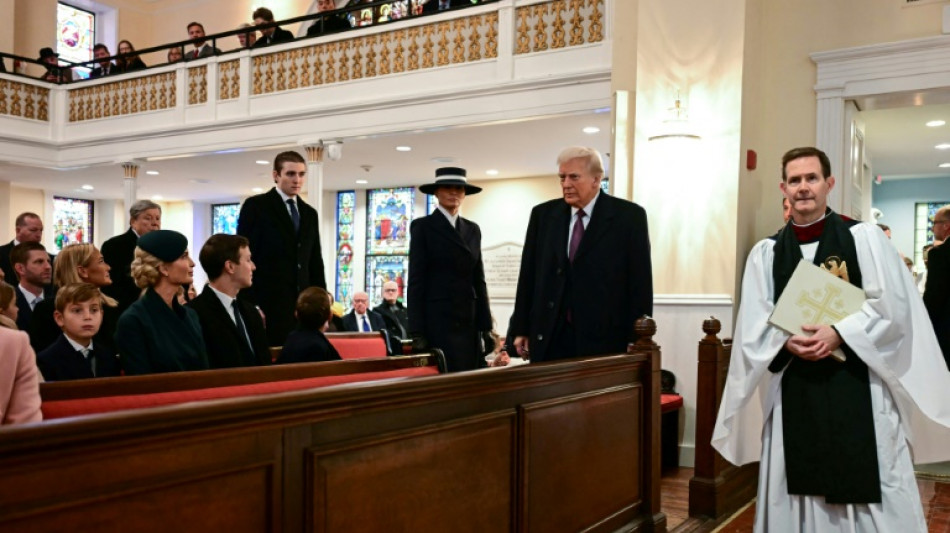 Trumps Amtseinf&uuml;hrung: K&uuml;nftiger US-Pr&auml;sident zu Gottesdienst eingetroffen