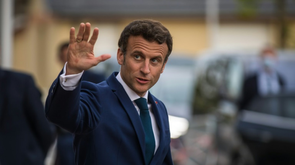 Frankreichs Präsident Macron wird nach Wiederwahl feierlich ins Amt eingeführt