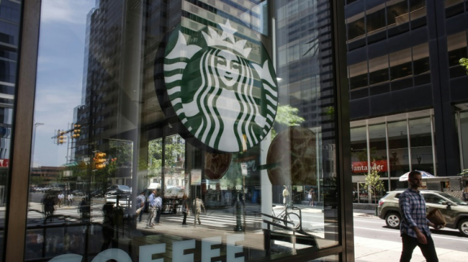 Starbucks annonce des mesures pour ses employés en plein mouvement de syndicalisation