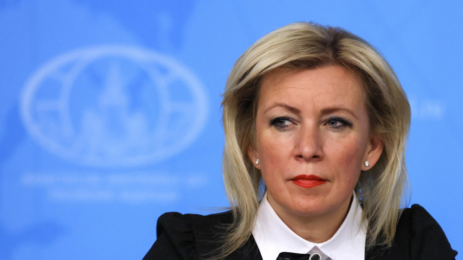 Mosca, piani militari Francia-Gb mascherati da peacekeeping