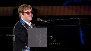 Elton John gibt in Glastonbury letztes Konzert in Großbritannien