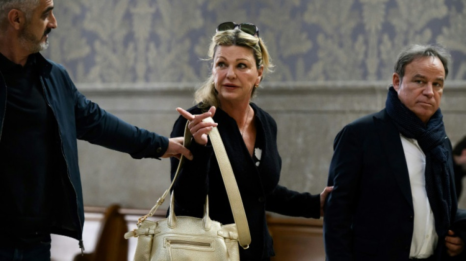 Jeane Manson, victime d'un incident cardiaque, reste hospitalis&eacute;e &agrave; Lyon