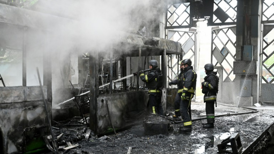 Turquia prop&otilde;e organizar uma c&uacute;pula Putin-Zelensky-Trump