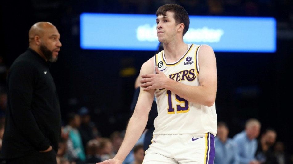 Schr&ouml;ders Lakers gewinnen zum Start - Antetokounmpo verletzt