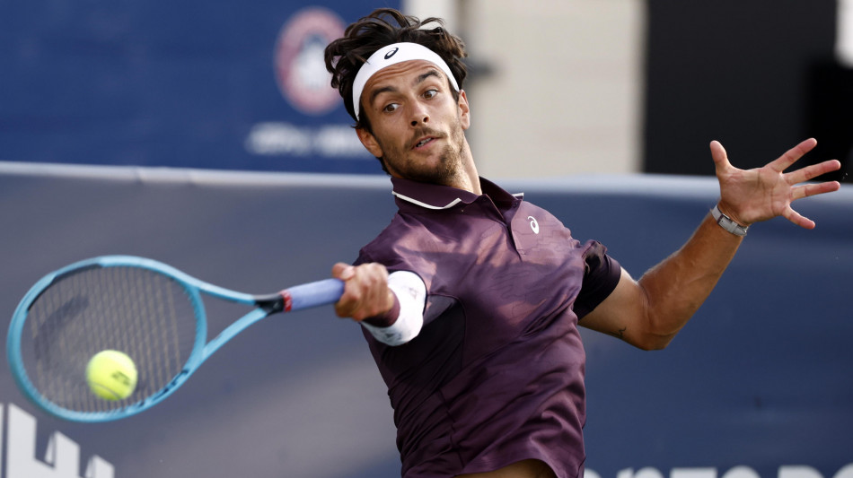 Tennis:frattura all'anulare destro, niente Tokyo per Musetti