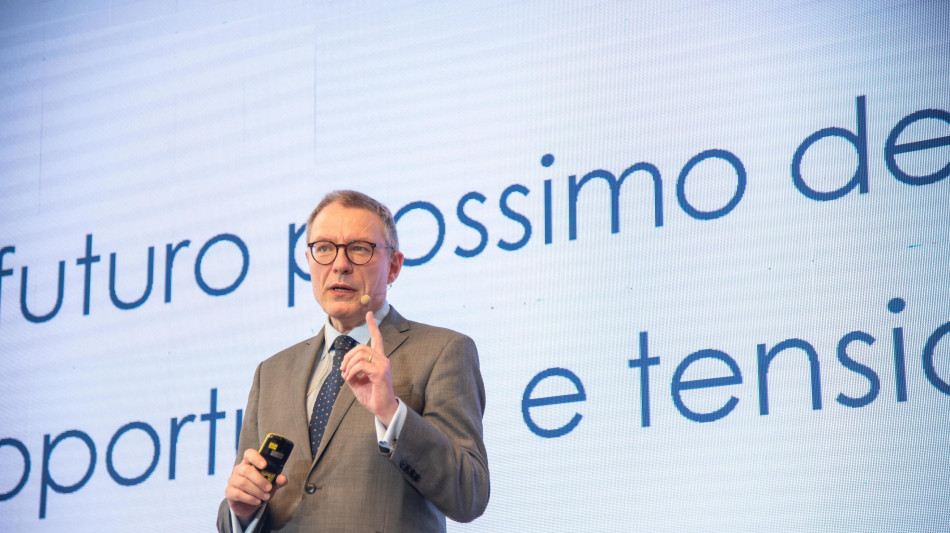 Floridi, Ue pu&ograve; vincere alla Sinner su intelligenza artificiale