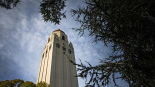 Presidente de Stanford renuncia após ter pesquisas questionadas