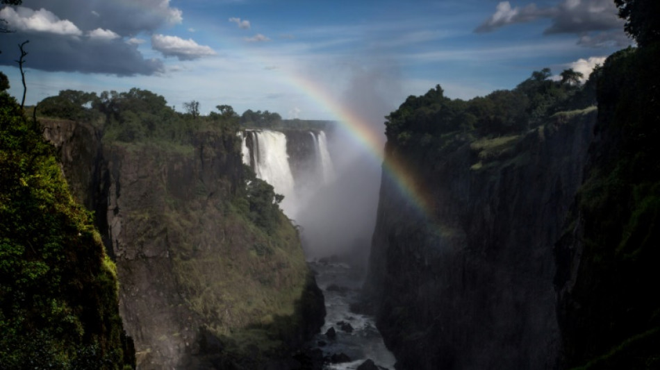 Pa&iacute;ses credores aceitam reestruturar d&iacute;vida da Z&acirc;mbia