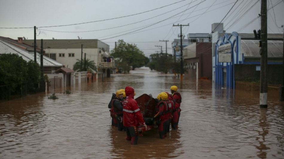 Desastre clim&aacute;tico no Rio Grande do Sul deixa 37 mortos enquanto a &aacute;gua avan&ccedil;a