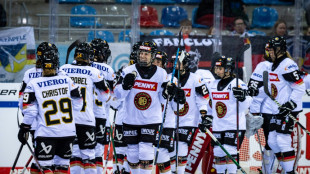 Olympiaquali in Bremerhaven: DEB-Frauen mit n&auml;chstem Sieg 