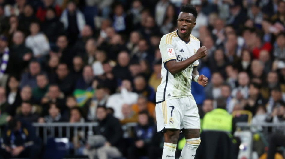 Real Madrid apresenta den&uacute;ncia ap&oacute;s insultos racistas contra Vini Jr